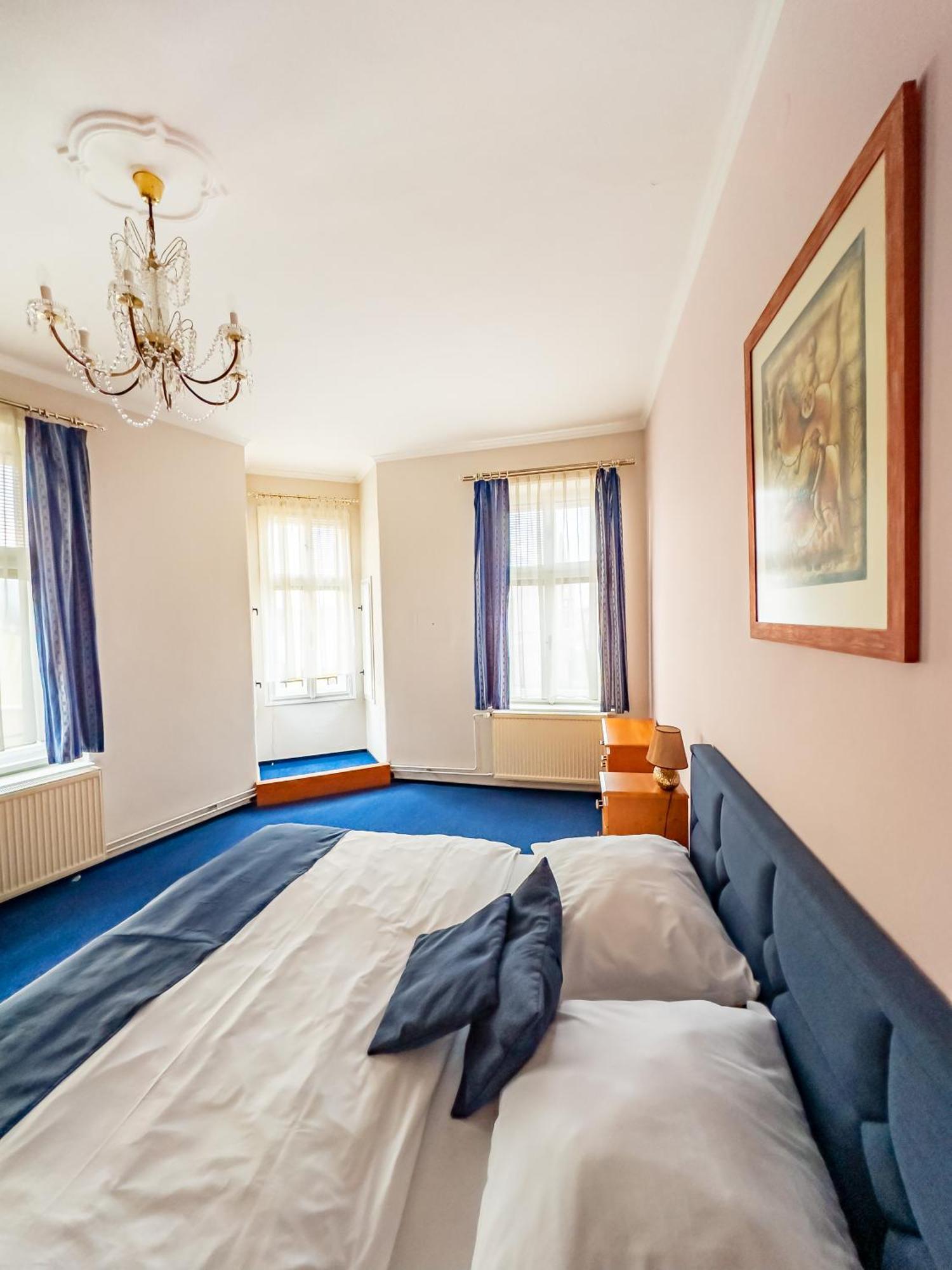 Hotel Ruzek Hranice  Luaran gambar