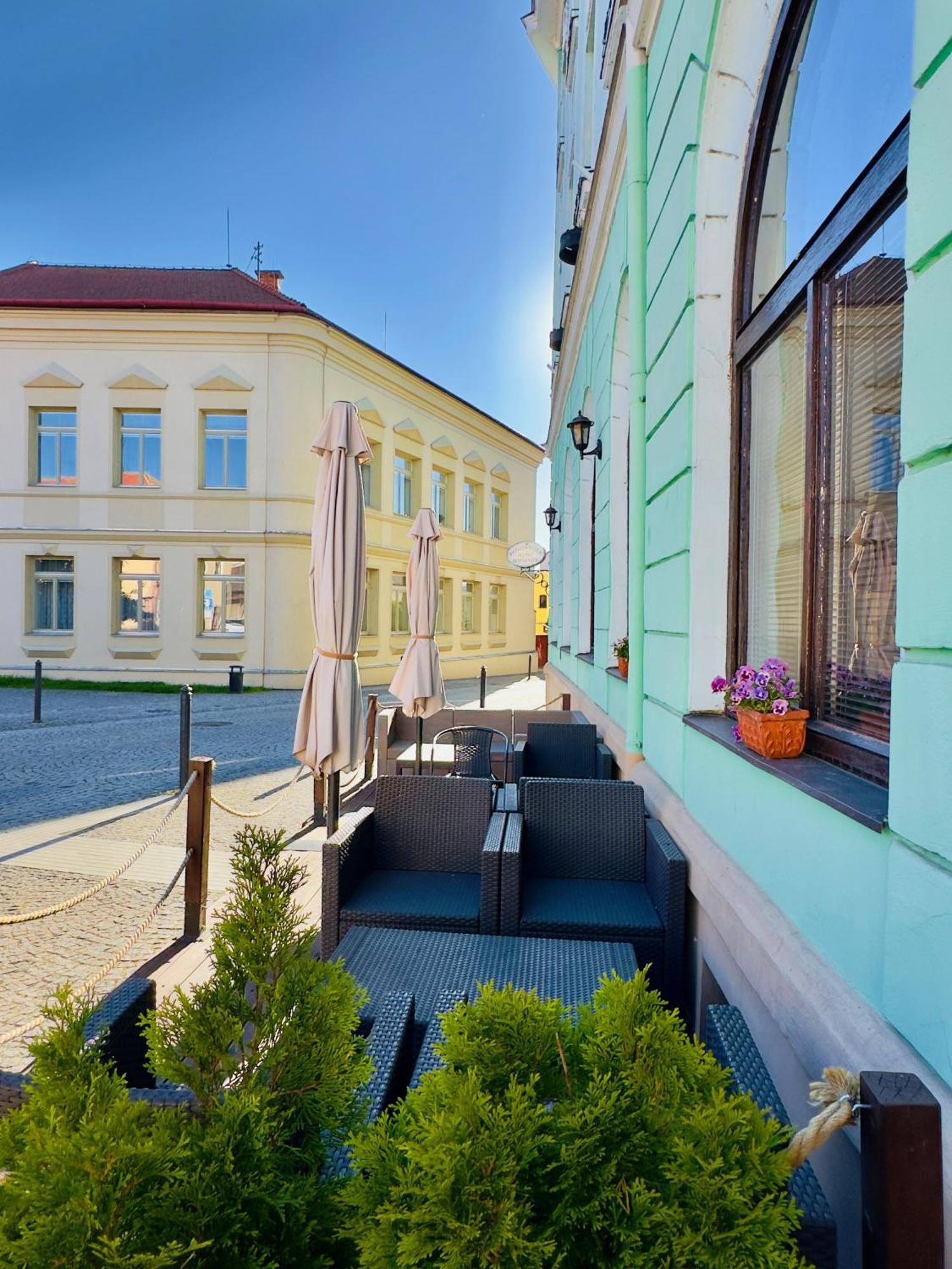 Hotel Ruzek Hranice  Luaran gambar