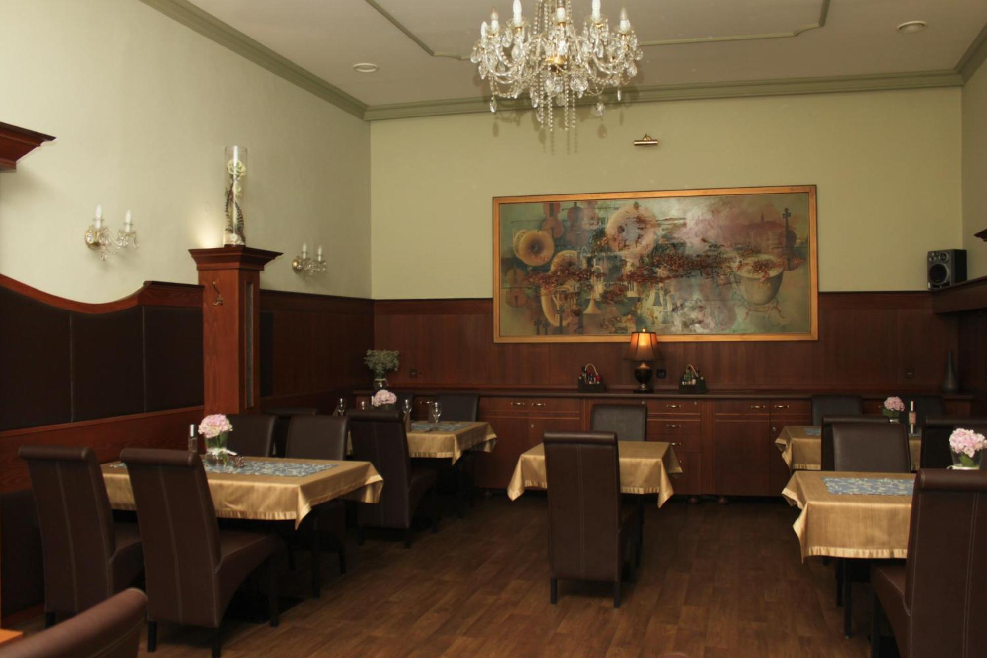 Hotel Ruzek Hranice  Luaran gambar