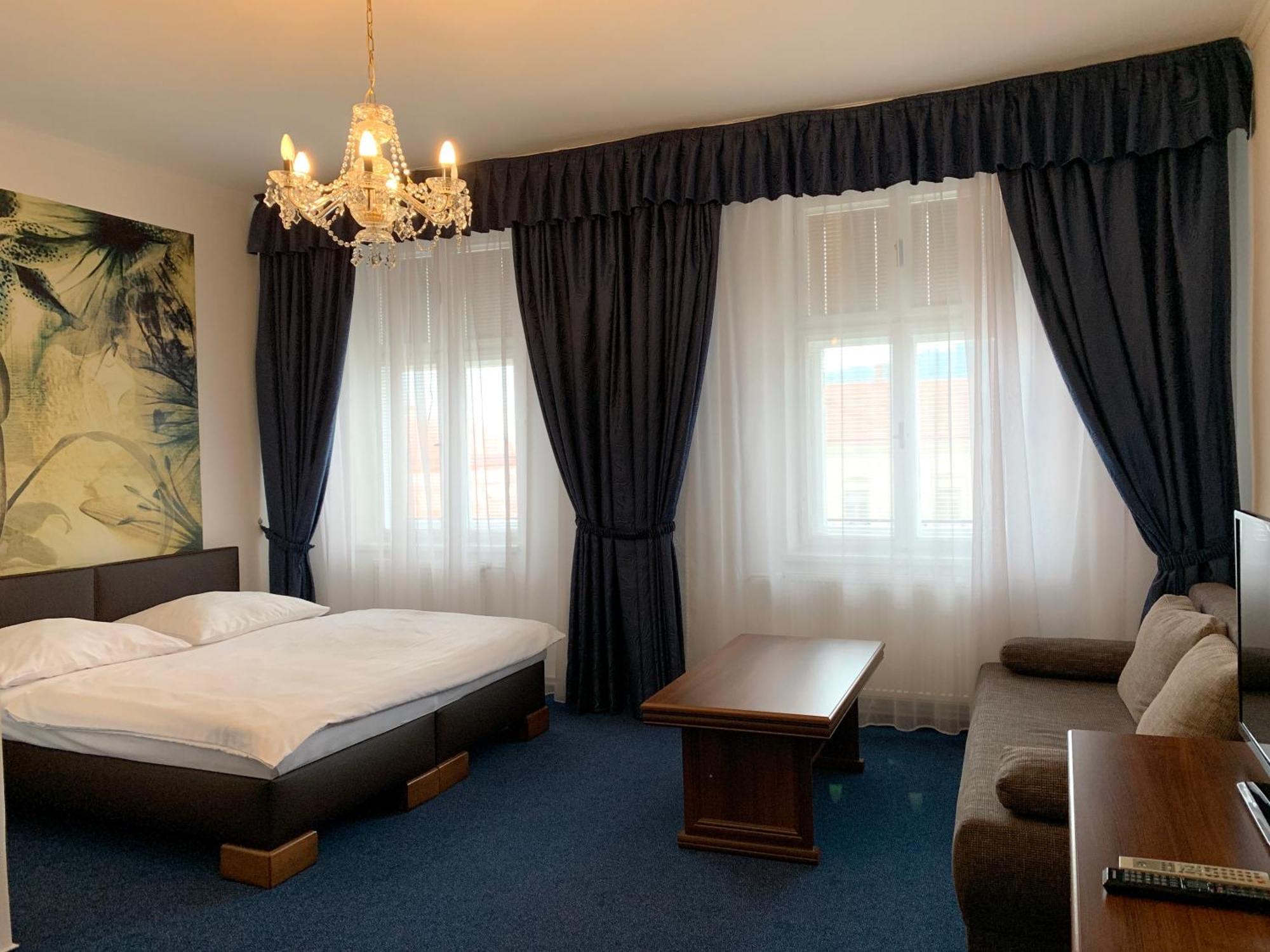Hotel Ruzek Hranice  Luaran gambar
